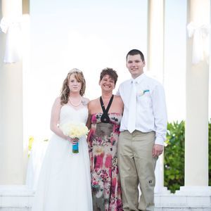 Meet your Posher, Leah